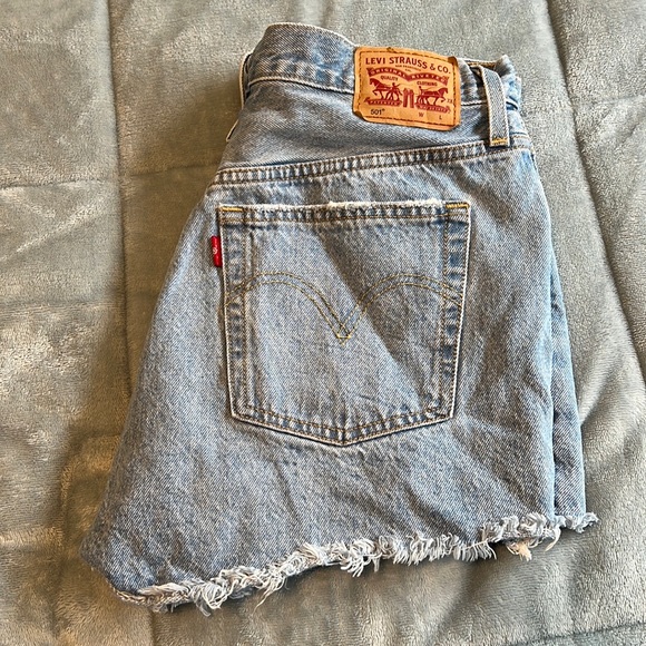 Levi’s 501 Jean short size 31 - Picture 1 of 3
